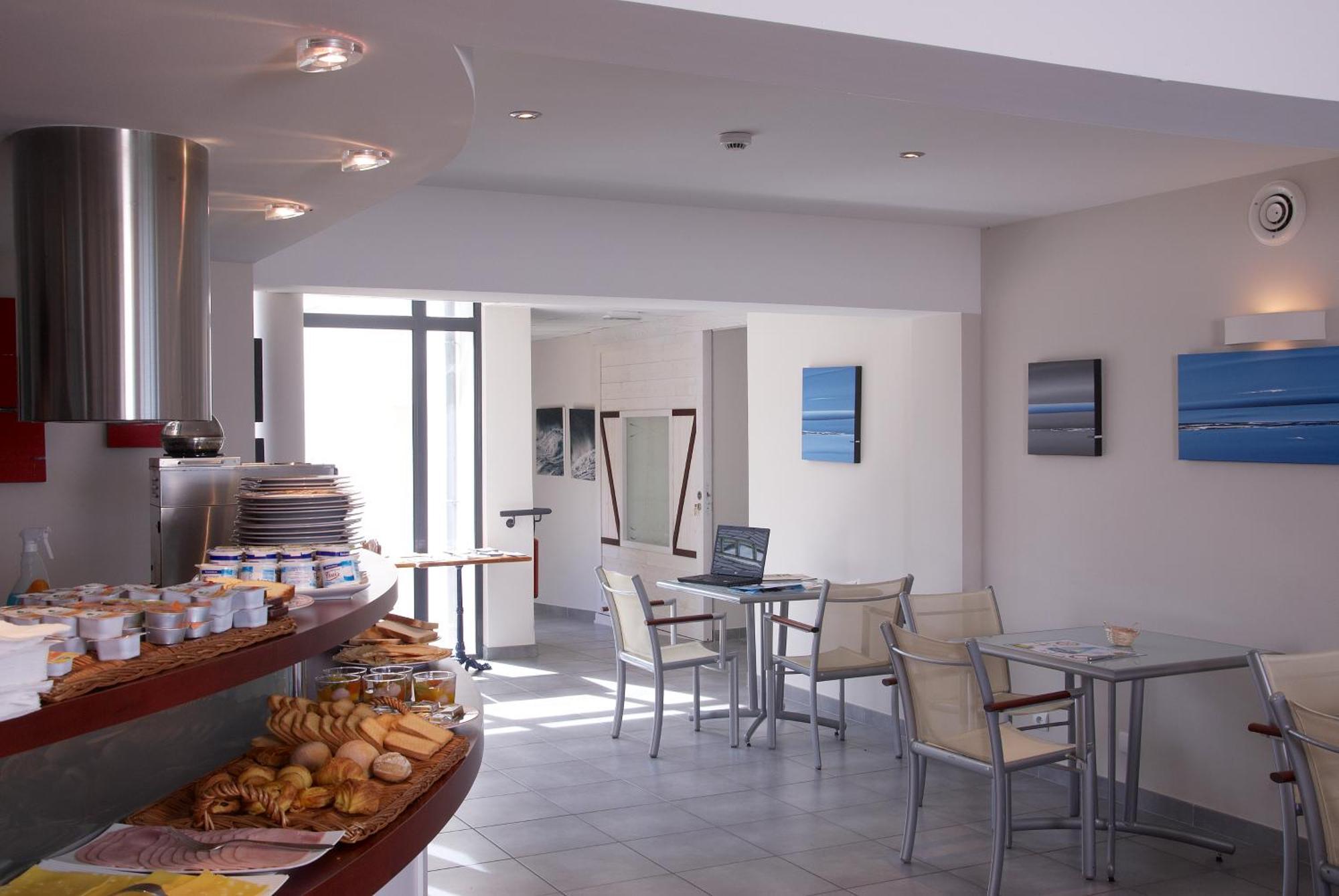 פלוגונבלי Logis Hotel Vent D'Iroise מראה חיצוני תמונה