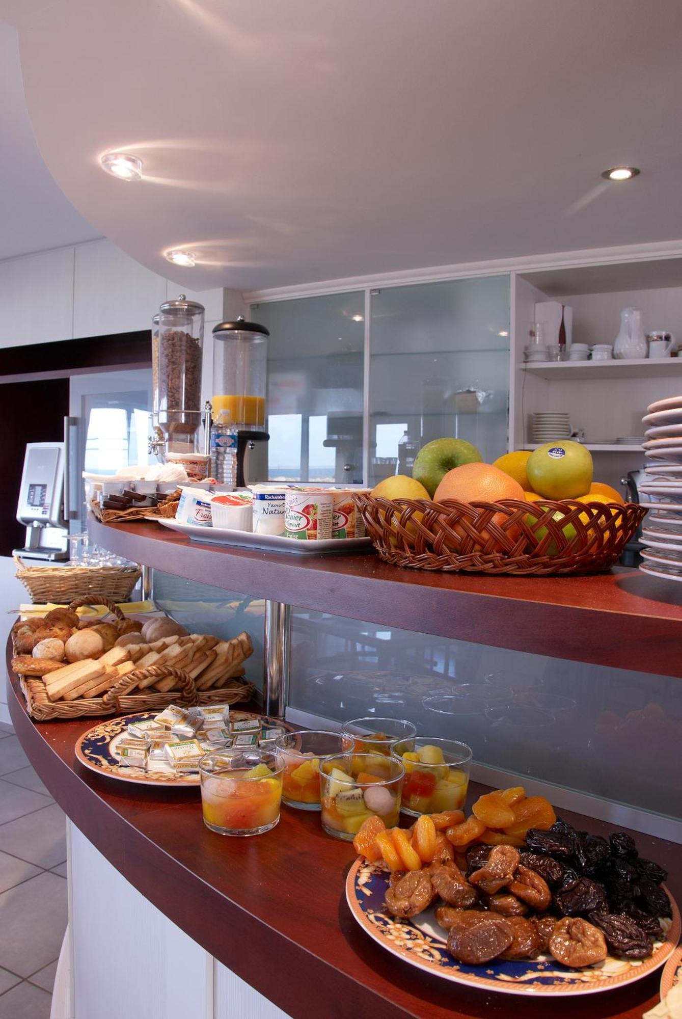 פלוגונבלי Logis Hotel Vent D'Iroise מראה חיצוני תמונה