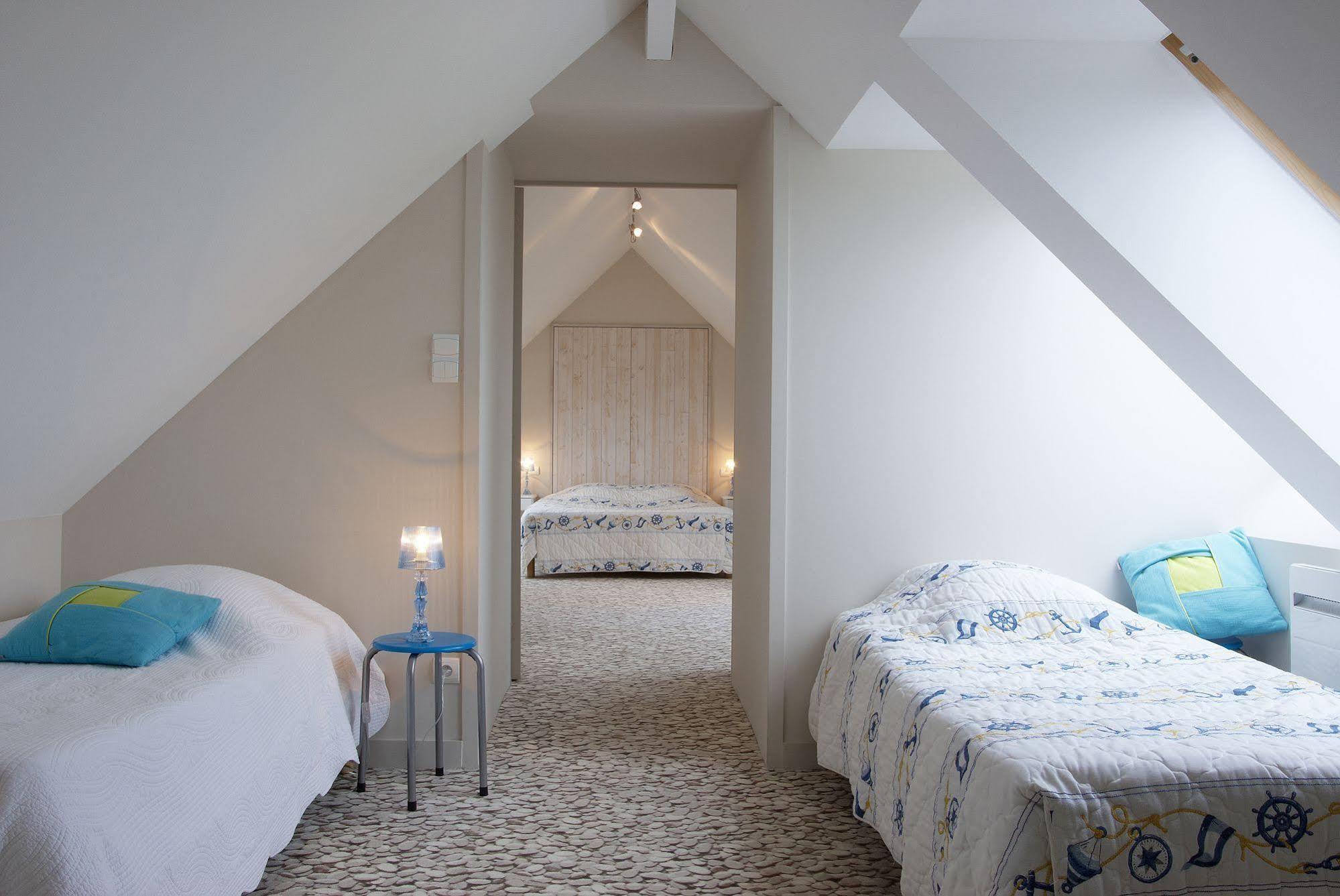 פלוגונבלי Logis Hotel Vent D'Iroise מראה חיצוני תמונה